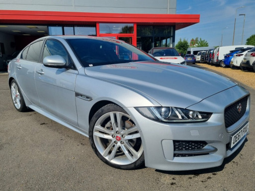 Jaguar XE  2.0d R-Sport Saloon 4dr Diesel Auto Euro 6 (s/s) (