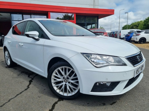 SEAT Leon  1.6 TDI SE Dynamic Technology Hatchback 5dr Diesel