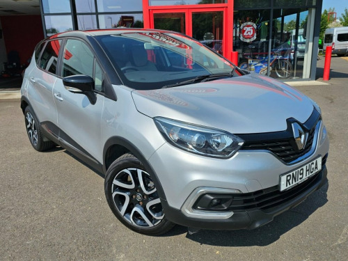 Renault Captur  0.9 TCe ENERGY Iconic SUV 5dr Petrol Manual Euro 6