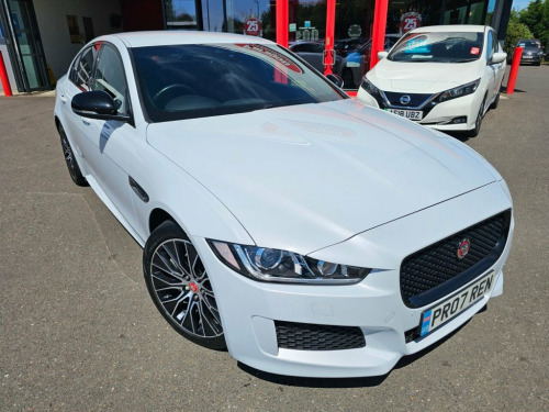 Jaguar XE  2.0i Landmark Saloon 4dr Petrol Auto Euro 6 (s/s) 