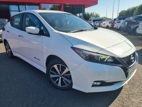 Nissan Leaf  40kWh Acenta Hatchback 5dr Electric Auto (150 ps)