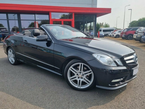 Mercedes-Benz E-Class E200 1.8 E200 BlueEfficiency Sport Cabriolet 2dr Petrol