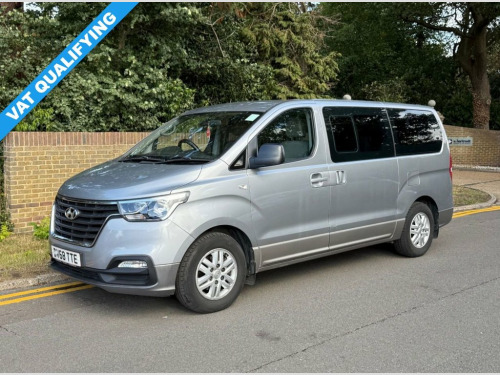 Hyundai i800  2.5 CRDi SE 170BHP AUTOMATIC 8 SEATER 5DR MINI BUS