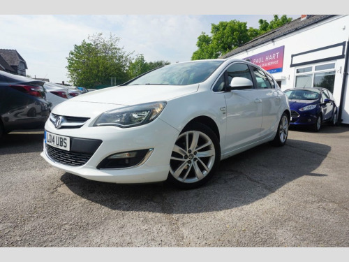 Vauxhall Astra  1.6 SRI 5d 113 BHP Air Conditioning and Alloys.