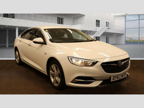 Vauxhall Insignia  2.0 Turbo D BlueInjection Tech Line Nav Grand Spor