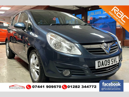 Vauxhall Corsa  1.4i 16v Design Hatchback 5dr Petrol Automatic (a/