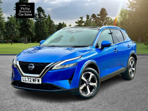 Nissan Qashqai  1.3 DIG-T MHEV N-Connecta SUV 5dr Petrol Hybrid Ma