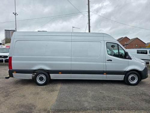 Mercedes-Benz Sprinter  2.1 314 CDI LWB RWD L3 H2 143 BHP [EURO 6]