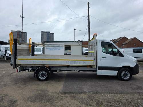 Mercedes-Benz Sprinter  2.0 315 CDI PROGRESSIVE LWB DROPSIDE TAILIFT L3 15
