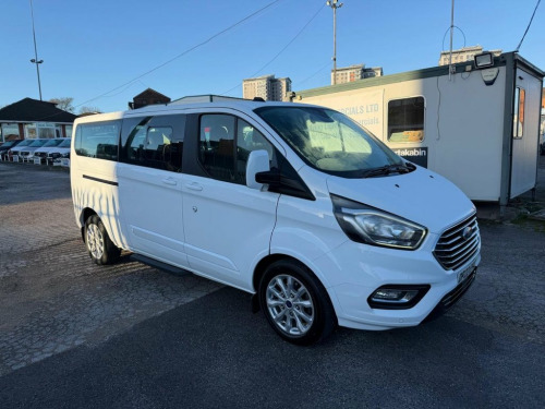 Ford Tourneo Custom  2.0 320 ECOBLUE TITANIUM MINIBUS Auto L2 130 BHP [