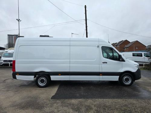 Mercedes-Benz Sprinter  2.0 317 CDI HD PROGRESSIVE FREEZER TWIN COMPARTMEN 