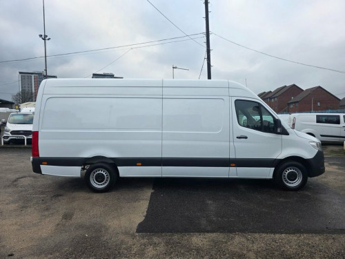 Mercedes-Benz Sprinter  2.0 315 CDI PROGRESSIVE LWB RWD L3 H2 150 BHP [EUR 