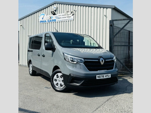 Renault Trafic  2.0 dCi SL28 Business Minibus Double Cab 5dr Diese