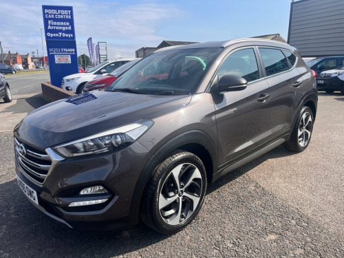 Hyundai Tucson  2.0 CRDI PREMIUM BLUE DRIVE 5d 134 BHP REVERSING C