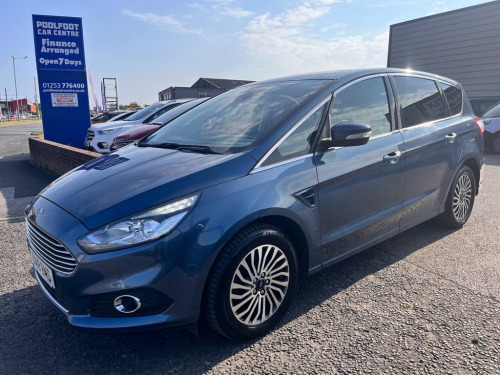 Ford S-MAX  1.5 TITANIUM 5d 163 BHP