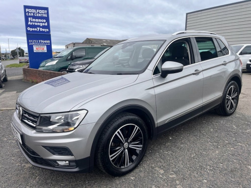 Volkswagen Tiguan  2.0 SE NAV TDI BMT 5d 148 BHP MAIN DEALER SERVICE 