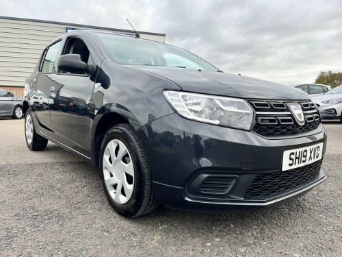 Dacia Sandero  1.0 SCe Essential Hatchback 5dr Petrol Manual Euro