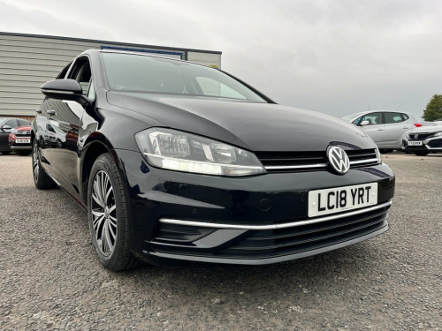 Volkswagen Golf  1.6 SE NAVIGATION TDI BLUEMOTION TECHNOLOGY DSG 5d