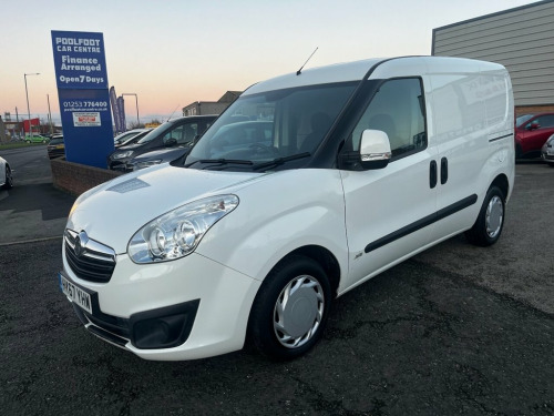 Vauxhall Combo  1.3l 95 BHP INVERTER* REAR PARKING SENSORS