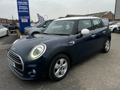 MINI Hatch  1.5 Cooper Hatchback 5dr Petrol Steptronic Euro 6 