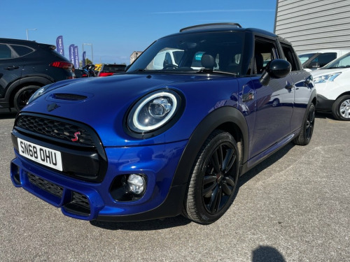 MINI Hatch  2.0 Cooper S GPF Hatchback 5dr Petrol Manual Euro 