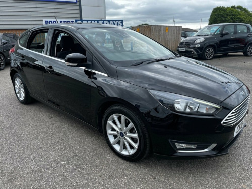 Ford Focus  1.0T EcoBoost Titanium Hatchback 5dr Petrol Auto E