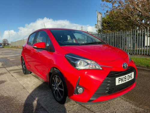 Toyota Yaris  1.5 VVT-i Icon Tech Hatchback 5dr Petrol Manual Eu