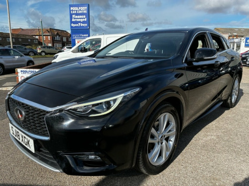 Infiniti Q30  1.6T SE Hatchback 5dr Petrol Manual Euro 6 (s/s) (