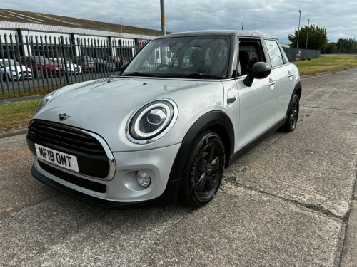MINI Hatch  1.5 Cooper Hatchback 5dr Petrol Manual Euro 6 (s/s