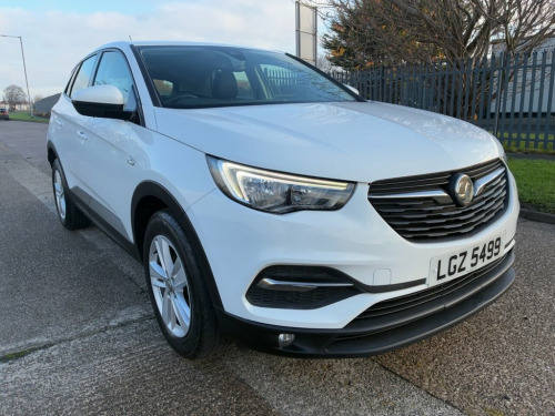 Vauxhall Grandland X  1.2 Turbo SE SUV 5dr Petrol Manual Euro 6 (s/s) (1