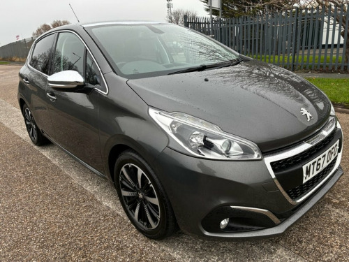 Peugeot 208  1.2 PureTech Allure Premium Hatchback 5dr Petrol M