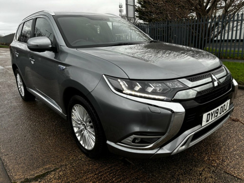 Mitsubishi Outlander  2.4h TwinMotor 13.8kWh 5h SUV 5dr Petrol Plug-in H