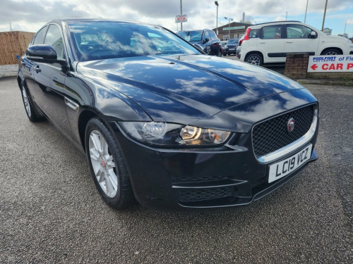 Jaguar XE  2.0 PRESTIGE 4d 198 BHP JAGUAR SERVICE HISTORY*HEA