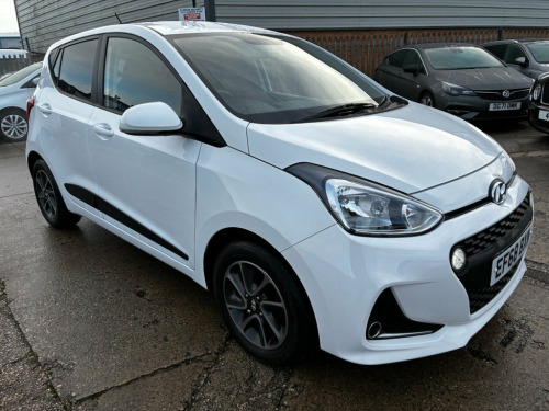 Hyundai i10  1.0 Premium Hatchback 5dr Petrol Manual Euro 6 (67 