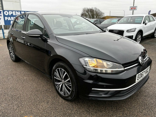 Volkswagen Golf  2.0 TDI SE Nav Hatchback 5dr Diesel Manual Euro 6  