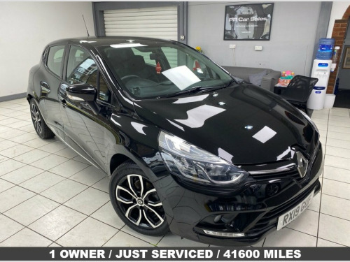 Renault Clio  1.5 dCi Play Hatchback 5dr Diesel Manual Euro 6 (s 