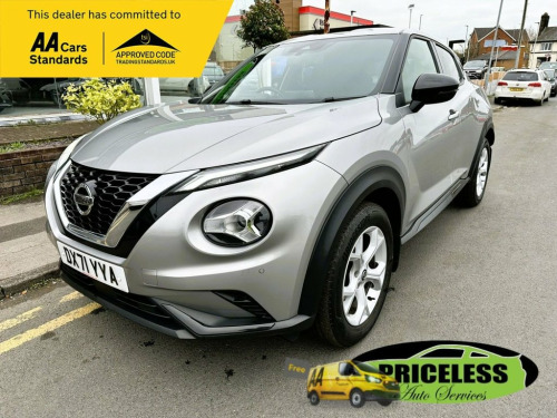 Nissan Juke  1.0 DIG-T N-CONNECTA 5d 113 BHP ULEZ (Ultra Low Em