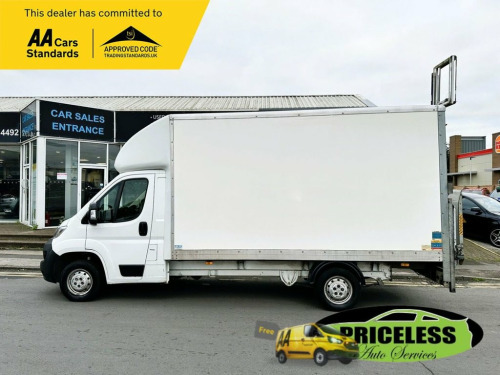 Citroen Relay  LUTON VAN 2.2 BlueHDi 35 X Platform Cab 2dr Diesel