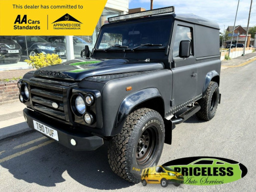 Land Rover Defender  2.4 TDCi Hard Top SUV 3dr Diesel Manual 4WD SWB Eu