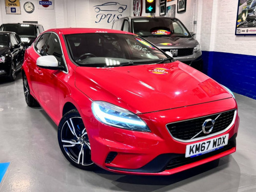 Volvo V40  1.5 T2 R-Design Pro Hatchback 5dr Petrol Auto Euro