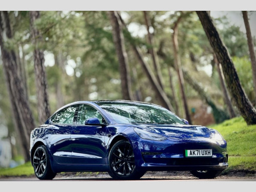 Tesla Model 3  (Dual Motor) Long Range 4WD (346 ps)