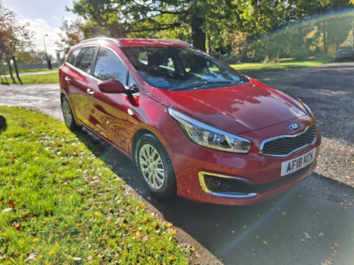 Kia ceed  CRDI  ISG 1 5 dr