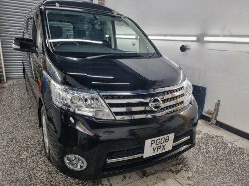 Nissan Serena  2.0  AUTOMATIC POP TOP  2 SINGLE BEDS
