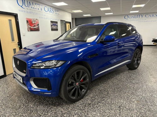 Jaguar F-PACE  3.0 D300 V6 First Edition SUV 5dr Diesel Auto AWD 