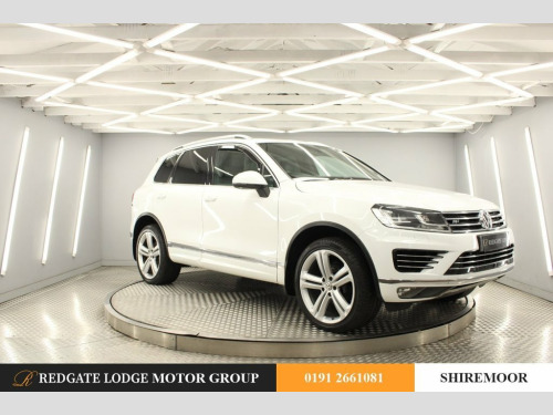 Volkswagen Touareg  3.0 V6 R-LINE PLUS TDI BLUEMOTION TECHNOLOGY 5d 25