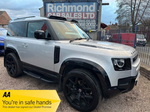 Land Rover Defender  3.0 S MHEV 3d 246 BHP