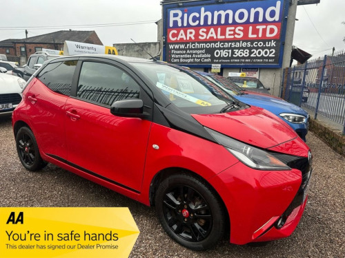 Toyota AYGO  1.0 VVT-i x-cite 4 Red Bi-Tone Hatchback 5dr Petro