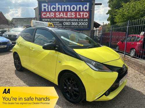 Toyota AYGO  1.0 VVT-i x-cite 3 Yellow Bi-Tone Hatchback 5dr Pe