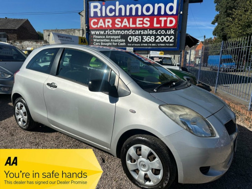 Toyota Yaris  1.0 VVT-i T2 Hatchback 3dr Petrol Manual (127 g/km