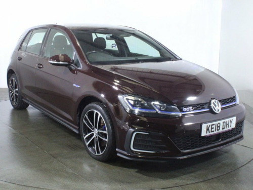 Volkswagen Golf  1.4 GTE DSG 5d 150 BHP